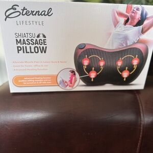 Shiatsu massage pillow - new
